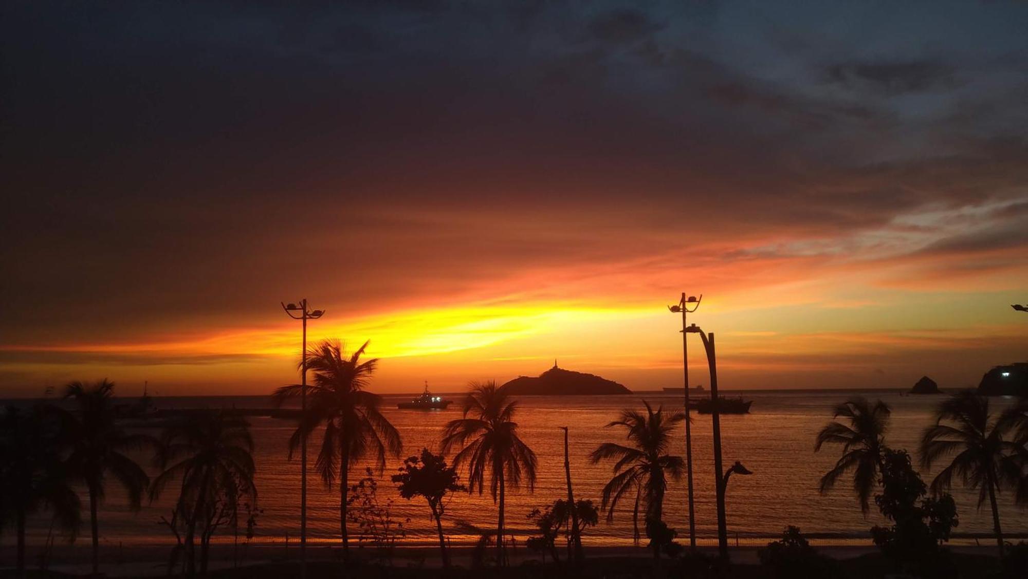 Panamerican Hostel Santa Marta  Bagian luar foto